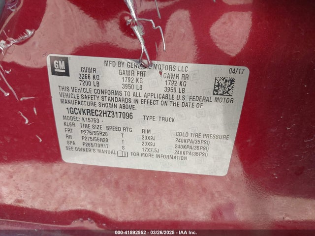 1GCVKREC2HZ317096 Chevrolet Silverado 1500 1lt