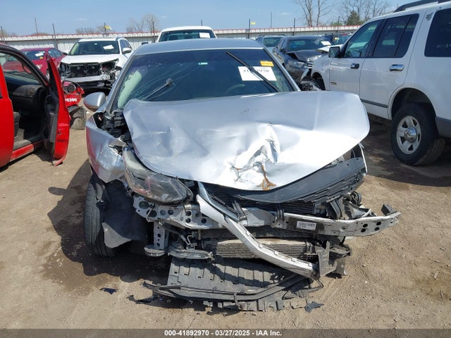 Chevrolet Cruze Ls Auto 2018 1G1BC5SM8J7104296 Image 13