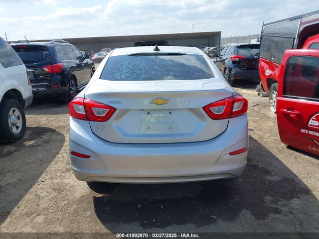Chevrolet Cruze Ls Auto 2018 1G1BC5SM8J7104296 Image 17