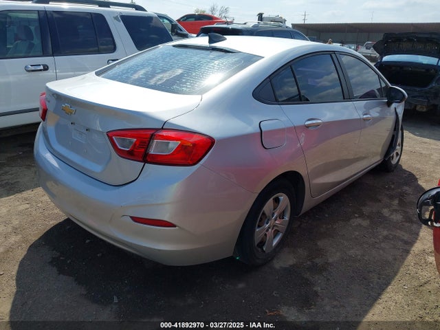 Chevrolet Cruze Ls Auto 2018 1G1BC5SM8J7104296 Image 4