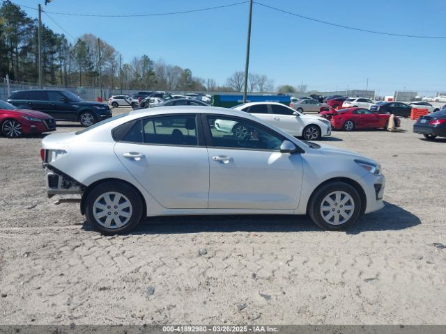 3KPA24AD7PE532953 KIA RIO LX