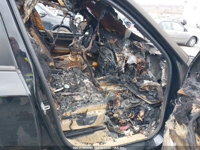 5UXWX9C53F0D48046 BMW X3 Xdrive28i