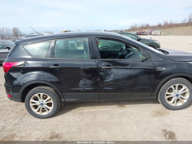1FMCU0F78KUA85117 Ford ESCAPE S