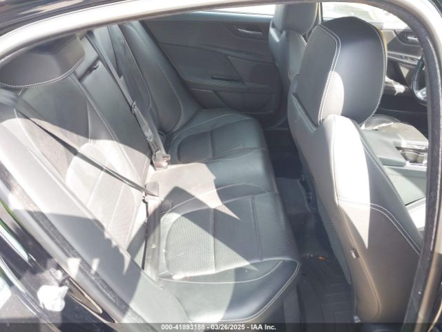 SAJAL4BV0HA971633 Jaguar Xe 35t R-sport