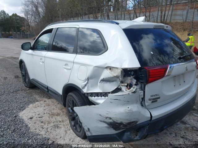 2018 MITSUBISHI OUTLANDER JA4AZ3A36JZ049294 Photo 2