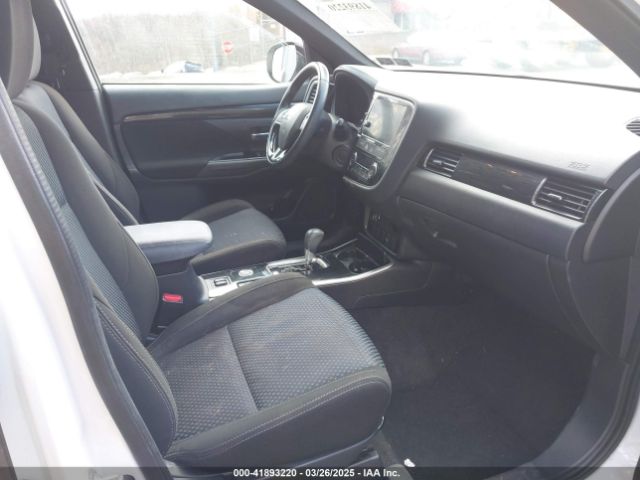 2018 MITSUBISHI OUTLANDER JA4AZ3A36JZ049294 Photo 4