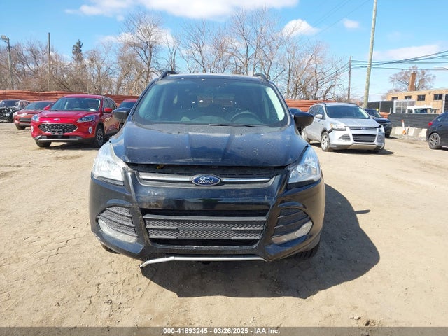 1FMCU0GX0GUA09011 Ford ESCAPE SE