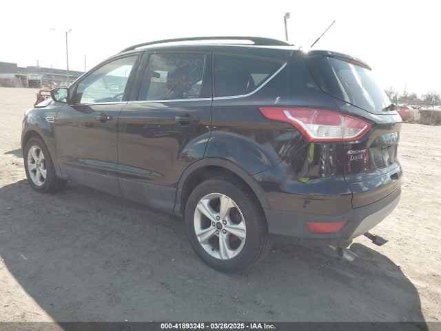 1FMCU0GX0GUA09011 Ford ESCAPE SE