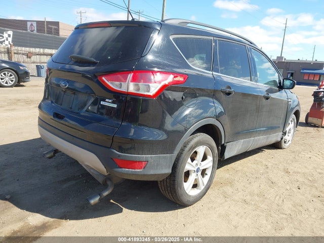 1FMCU0GX0GUA09011 Ford ESCAPE SE