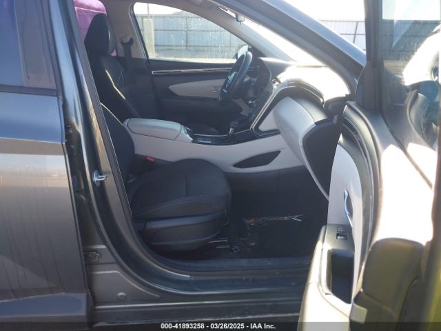 5NMJA3AE3NH057880 Hyundai TUCSON SE