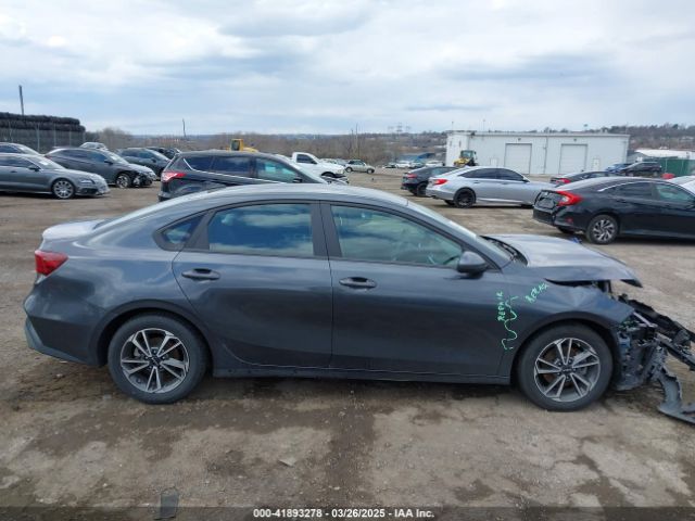 3KPF24AD4NE424664 KIA Forte Lxs