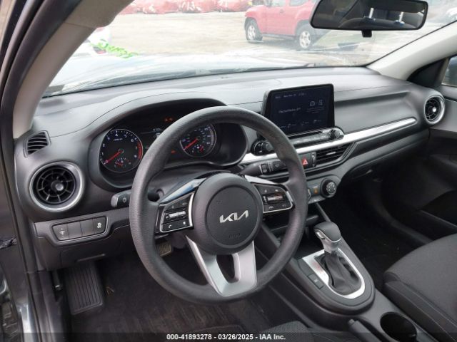 3KPF24AD4NE424664 KIA Forte Lxs