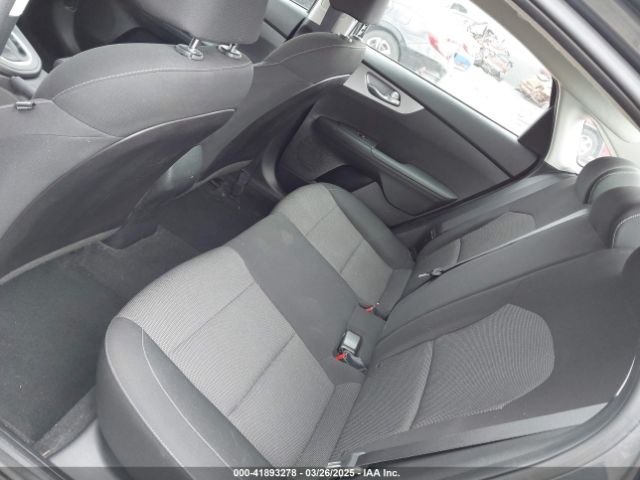 3KPF24AD4NE424664 KIA Forte Lxs