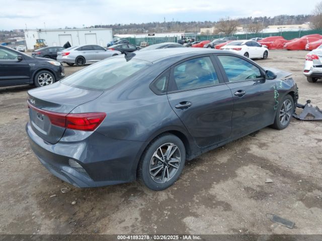 3KPF24AD4NE424664 KIA Forte Lxs