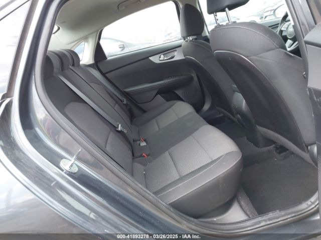 3KPF24AD4NE424664 KIA Forte Lxs