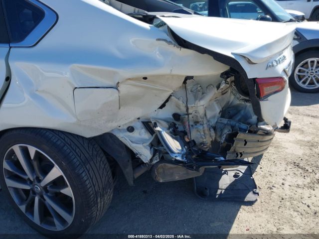 1N4AL3AP2HN346435 Nissan Altima 2.5 Sr
