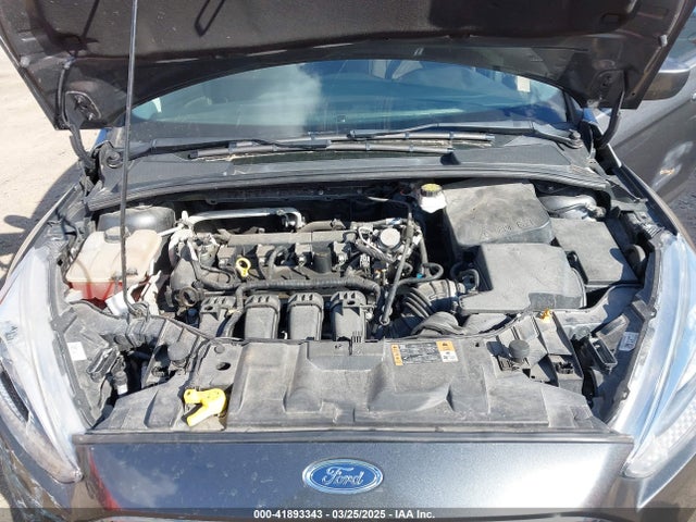 Ford FOCUS SE 2018 1FADP3F25JL245809 Image 10