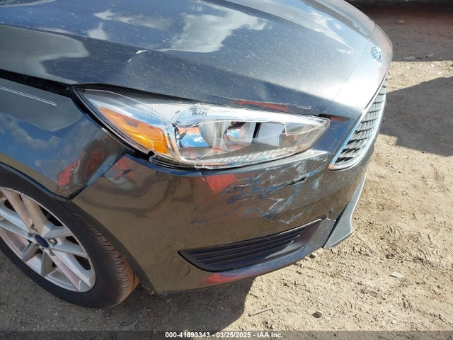 Ford FOCUS SE 2018 1FADP3F25JL245809 Image 6
