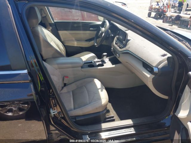 1N4BL4BV5KC142562 Nissan Altima 2.5 S