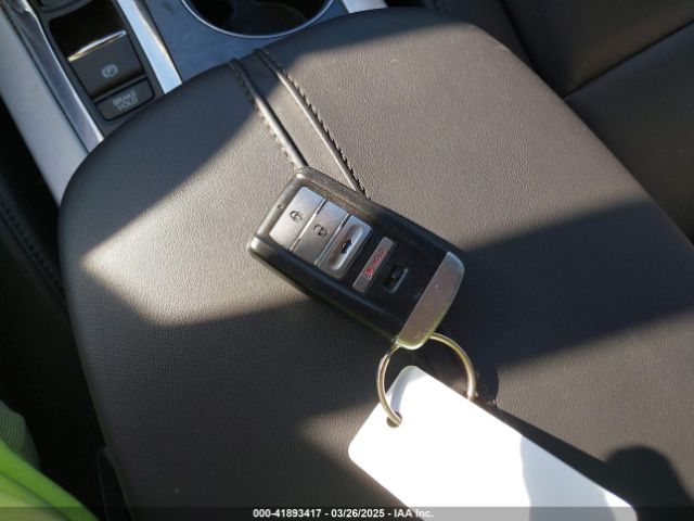 19UUB2F32JA009790 Acura TLX