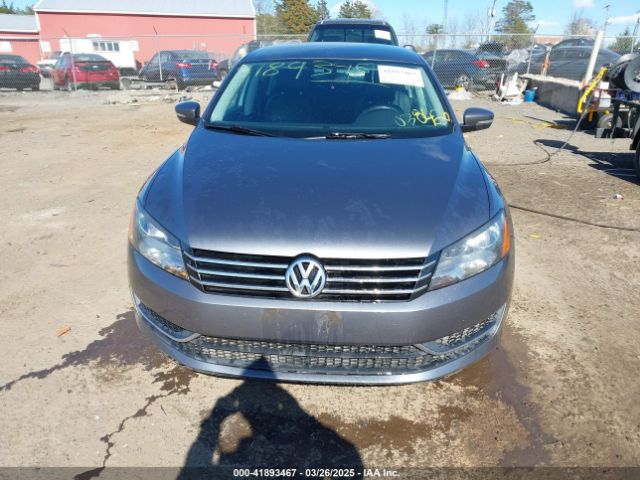 1VWAT7A31EC038420 Volkswagen Passat 1.8t Wolfsburg Edition
