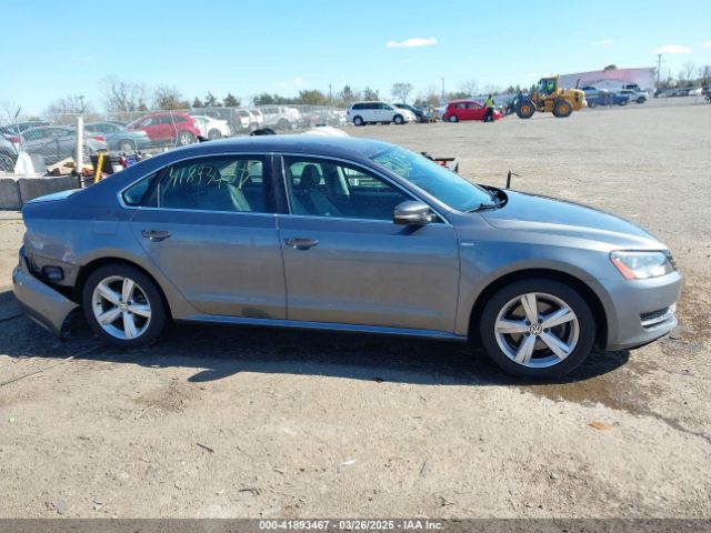 1VWAT7A31EC038420 Volkswagen Passat 1.8t Wolfsburg Edition