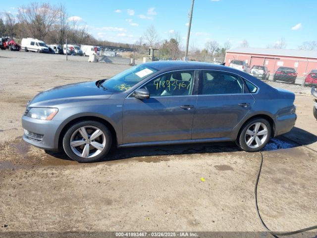 1VWAT7A31EC038420 Volkswagen Passat 1.8t Wolfsburg Edition