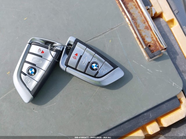 WBAJA7C5XKWW31983 BMW 530i Xdrive