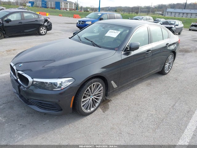 WBAJA7C5XKWW31983 BMW 530i Xdrive