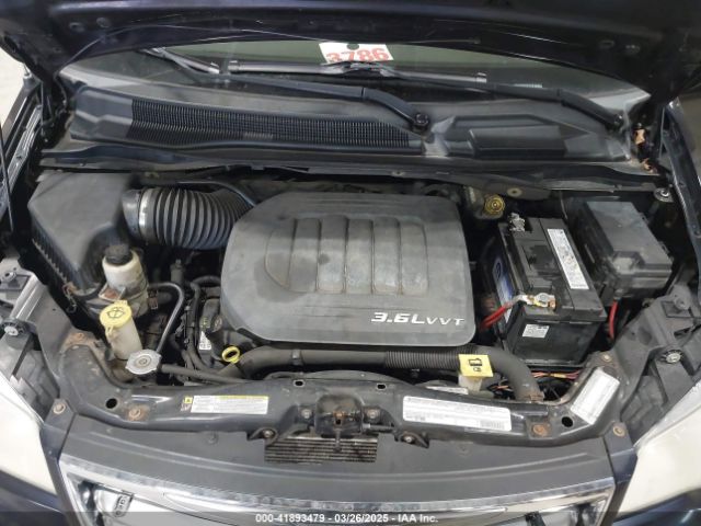 2011 CHRYSLER TOWN & COUNTRY 2A4RR8DG6BR739802 Photo 9