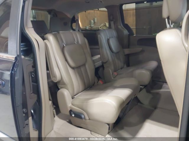 2011 CHRYSLER TOWN & COUNTRY 2A4RR8DG6BR739802 Photo 7