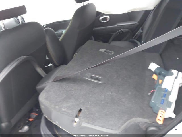 KIA dohc gdi nu 2016 KNDJP3A51G7823260 Image 8
