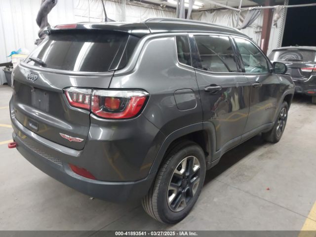 3C4NJDDB5JT451600 Jeep Compass Trailhawk 4x4