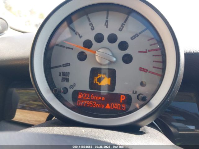 2010 MINI COOPER S WMWMF7C55ATZ71881 Photo 6