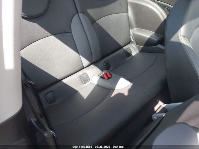 2010 MINI COOPER S WMWMF7C55ATZ71881 Photo 7