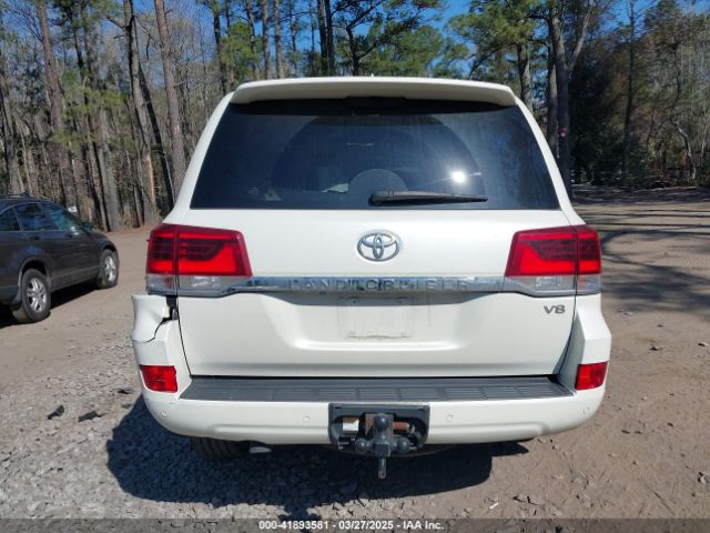 JTMCY7AJ3K4082162 Toyota Land Cruiser V8
