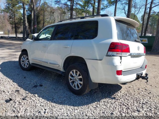 JTMCY7AJ3K4082162 Toyota Land Cruiser V8