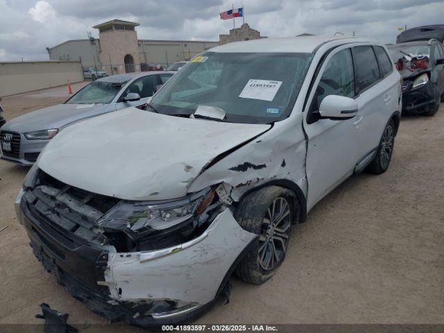 JA4AD3A35GZ003639 Mitsubishi Outlander Se