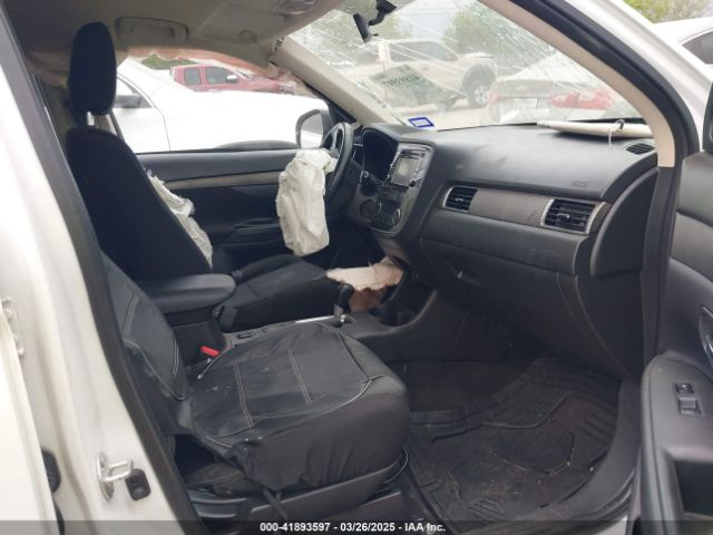 JA4AD3A35GZ003639 Mitsubishi Outlander Se