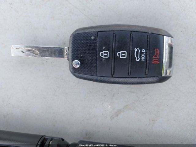 5XXGT4L39LG391607 KIA Optima Lx