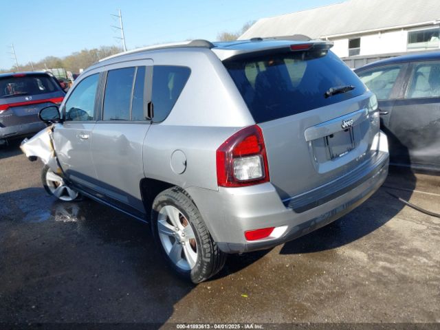 1C4NJCBA2GD536073 Jeep Compass Sport