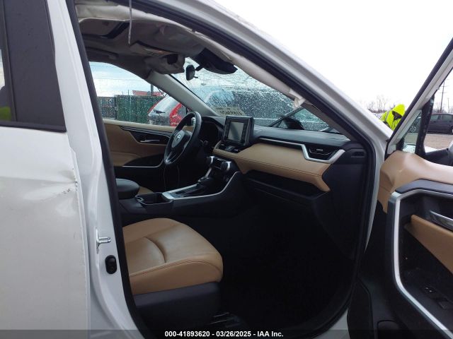 2T3A1RFV1MW170720 Toyota Rav4 Xle Premium
