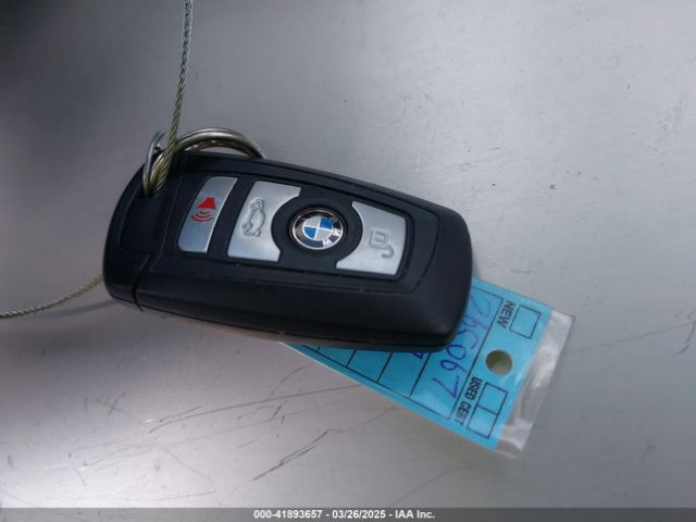 WBA8A3C3XHA066792 BMW 320i Xdrive