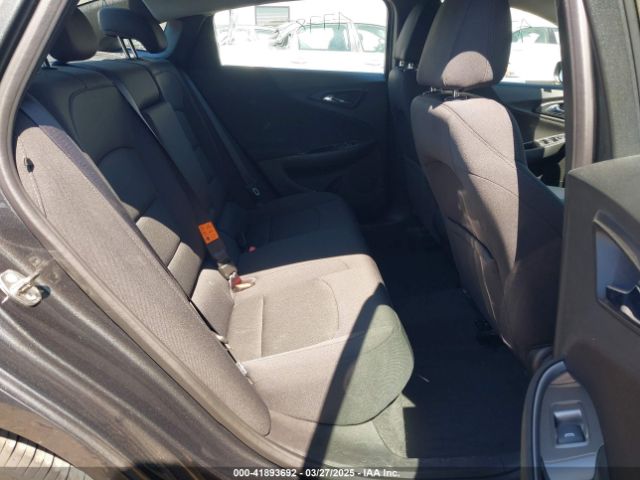 1G1ZC5ST8HF266404 Chevrolet Malibu 1fl