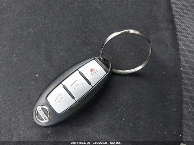 5N1AR2MM4EC708630 Nissan Pathfinder S