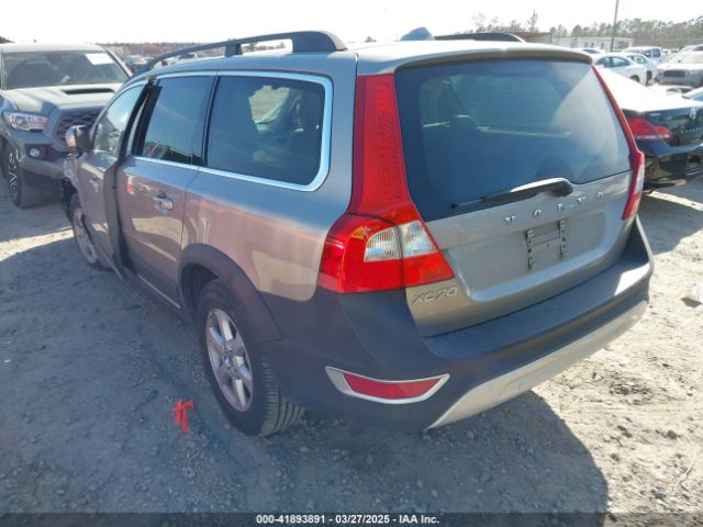2013 VOLVO XC70 YV4952BL7D1161583 Photo 2