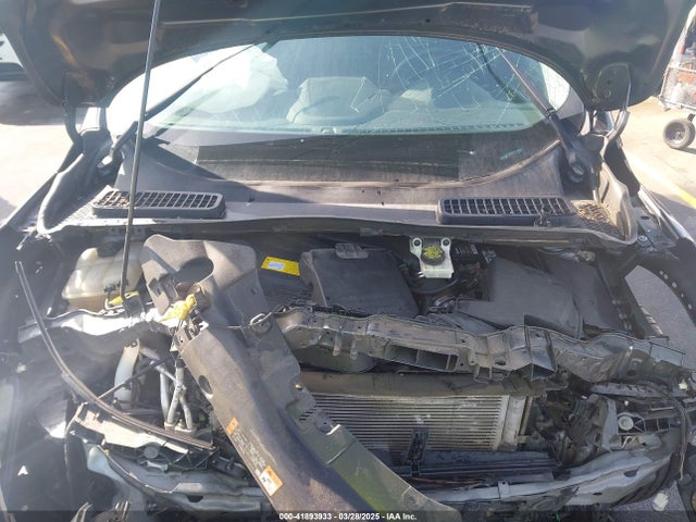 1FMCU0JX1FUB92412 Ford Escape Titanium