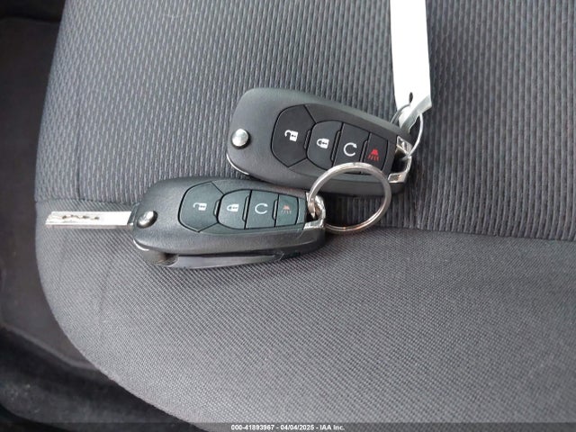 1G1BJ5SM6K7102909 Chevrolet Cruze Cvt (fleet Orders Only)