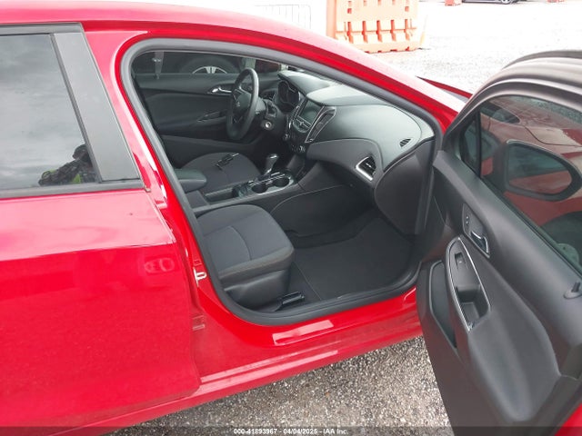 1G1BJ5SM6K7102909 Chevrolet Cruze Cvt (fleet Orders Only)