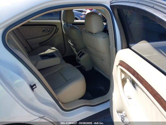 1FAHP2F88GG109434 Ford Taurus Limited